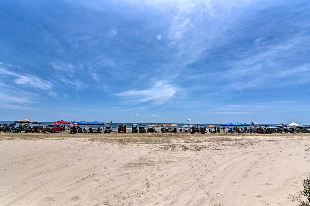Chic Crystal Beach Escape With Deck - Walk To Beach! Bolivar Peninsula Exterior photo